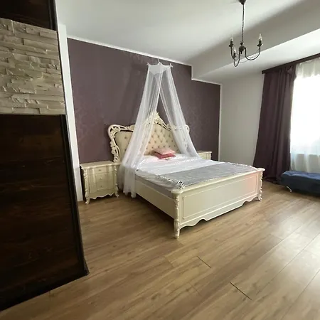 Apartment Tomis